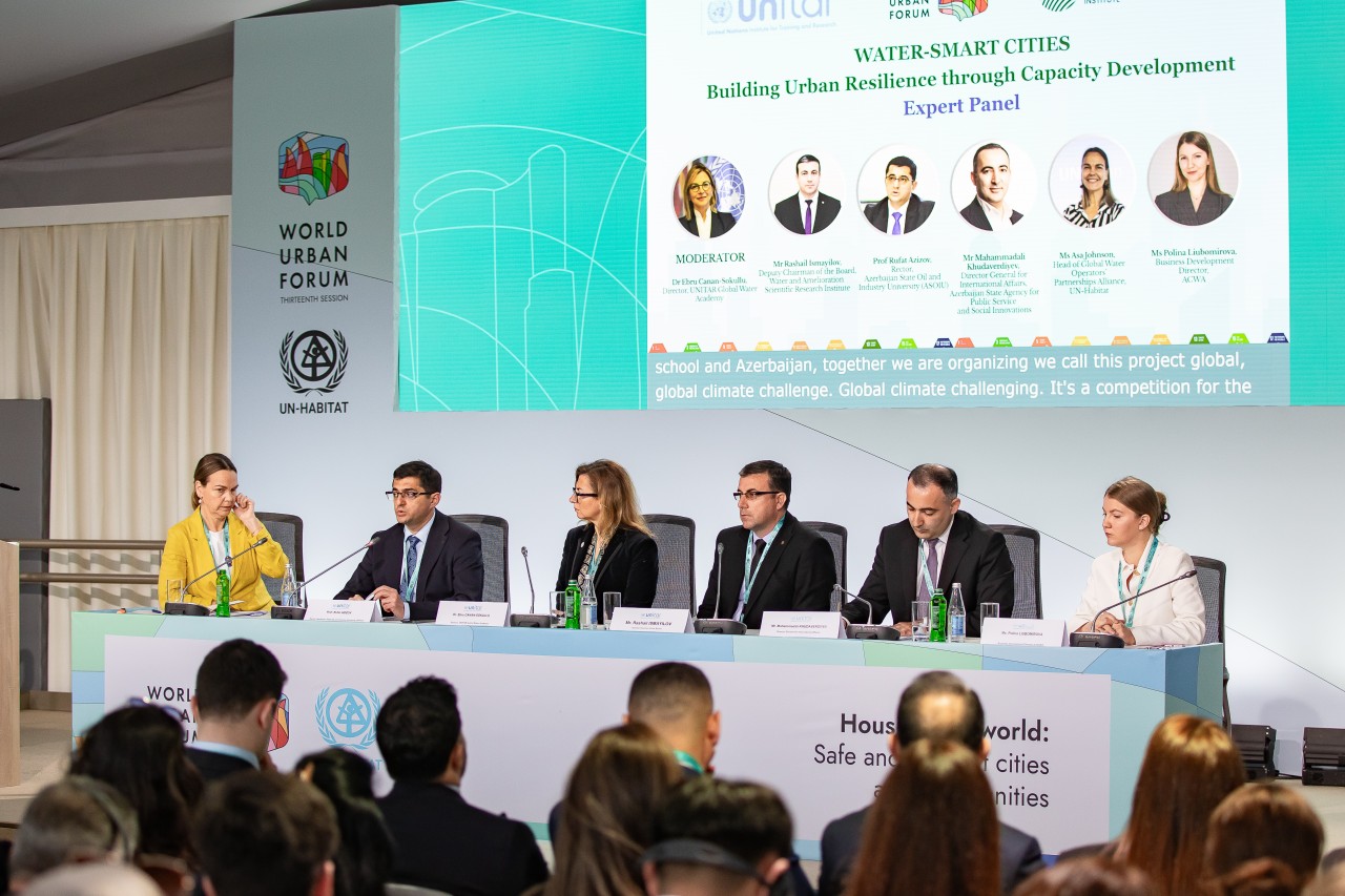 ADNSU rektoru WUF13-də dayanıqlı inkişaf mövzusunda paneldə çıxış edib - FOTOLAR